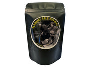 Klondike Gold Paydirt. Elvegrus med gullkorn for trening av gullvaske teknikk