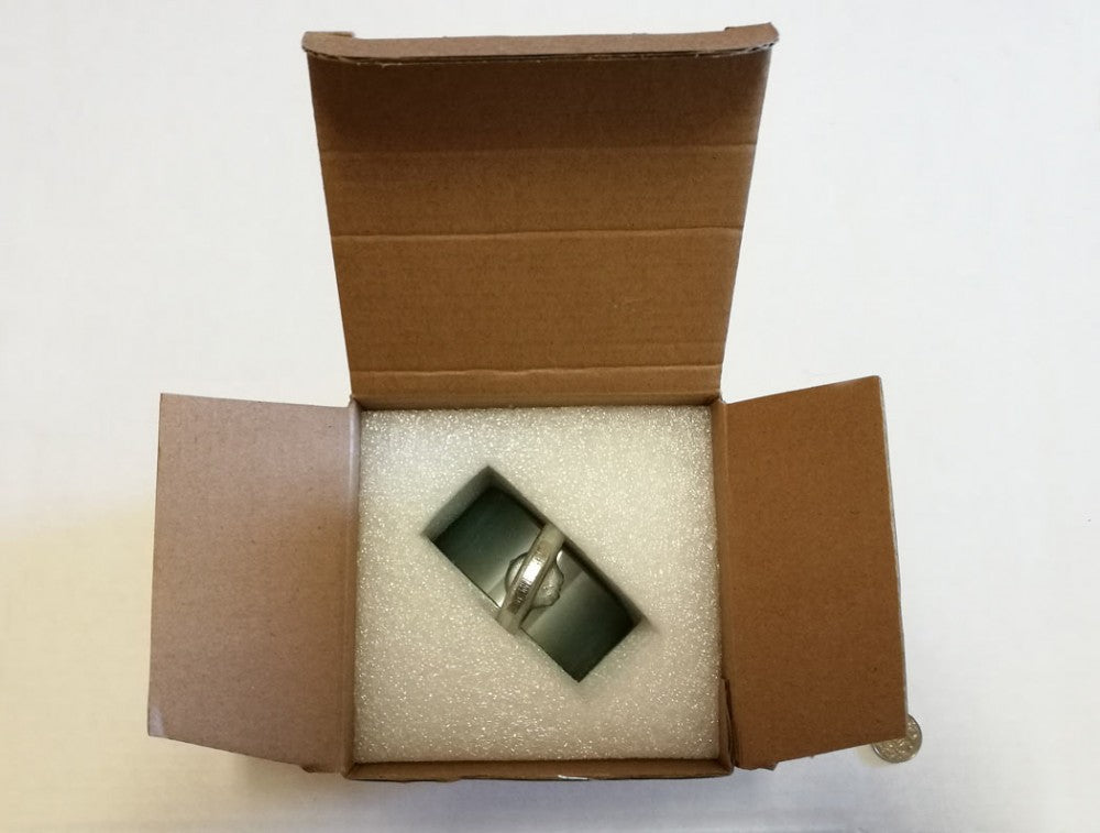 Supermagnet med øyebolt, 150 kg (x2) løftekraft. Festepunkt kun på siden