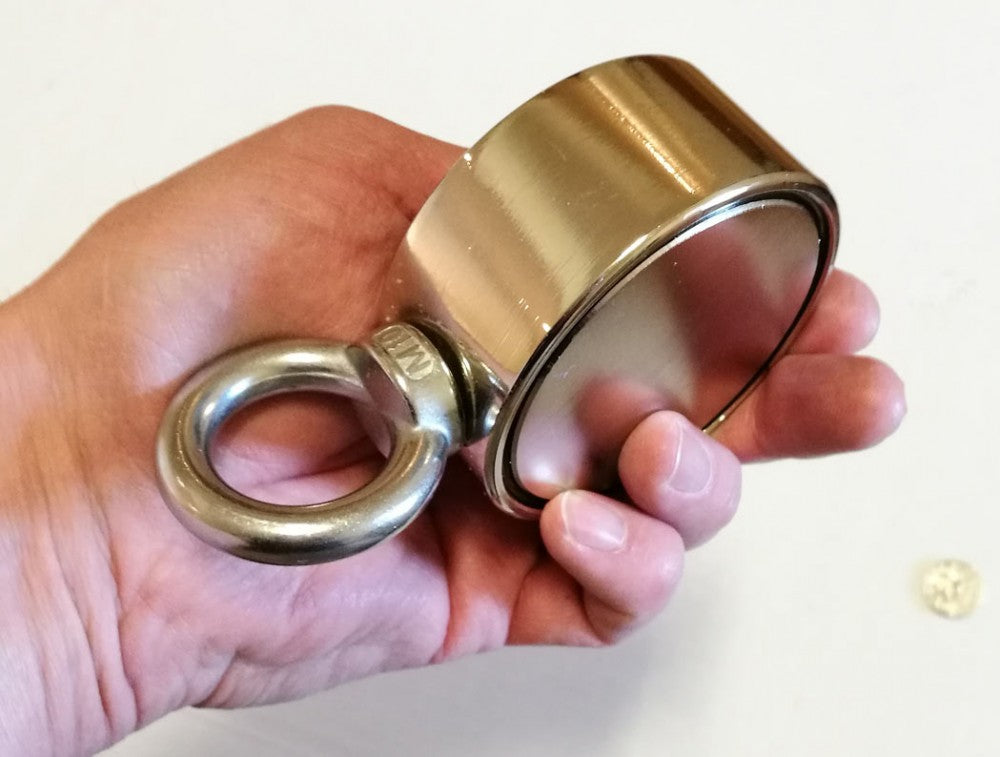 Supermagnet med øyebolt, 150 kg (x2) løftekraft. Festepunkt kun på siden